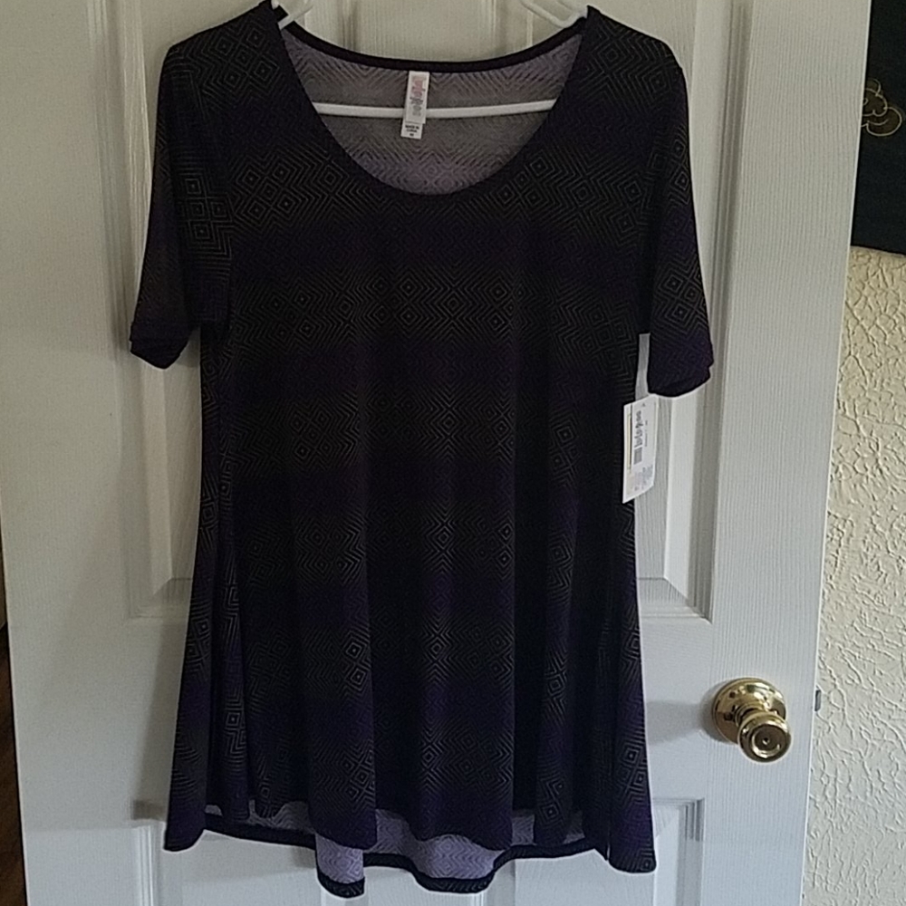 New LuLaRoe Perfect Tee size XS